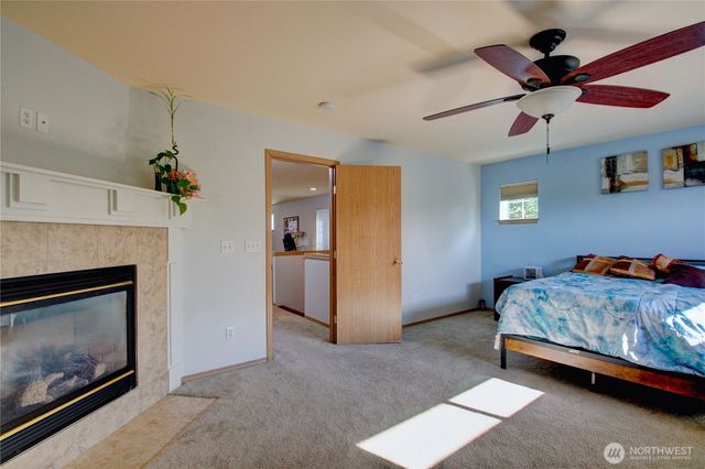4651 Nooksack Loop, Mount Vernon, WA 98273
