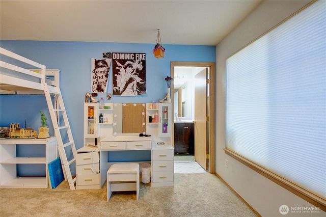 4651 Nooksack Loop, Mount Vernon, WA 98273