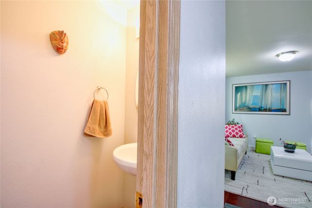 4651 Nooksack Loop, Mount Vernon, WA 98273