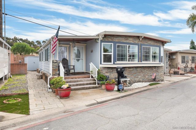 12 Bahia Ln, Oceanside, CA 92058