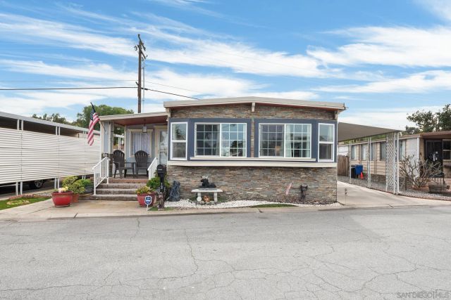 12 Bahia Ln, Oceanside, CA 92058