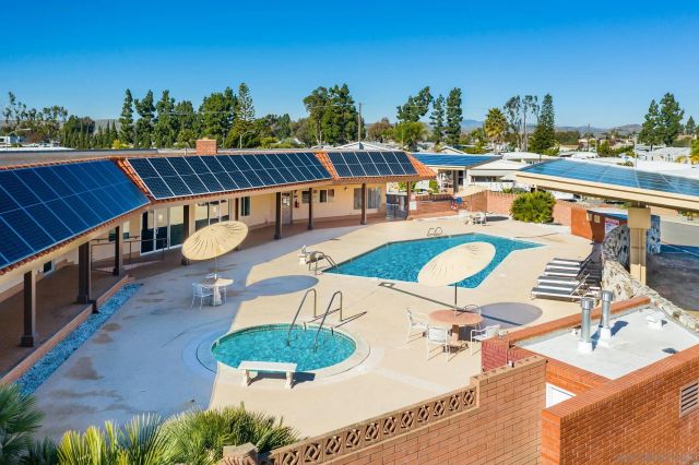 12 Bahia Ln, Oceanside, CA 92058