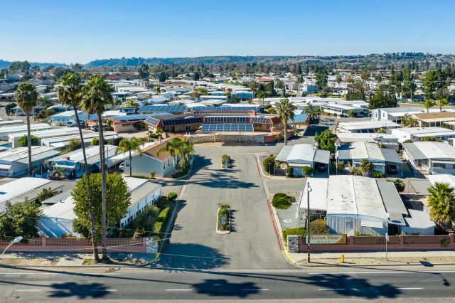 12 Bahia Ln, Oceanside, CA 92058