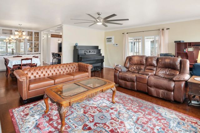 12 Bahia Ln, Oceanside, CA 92058