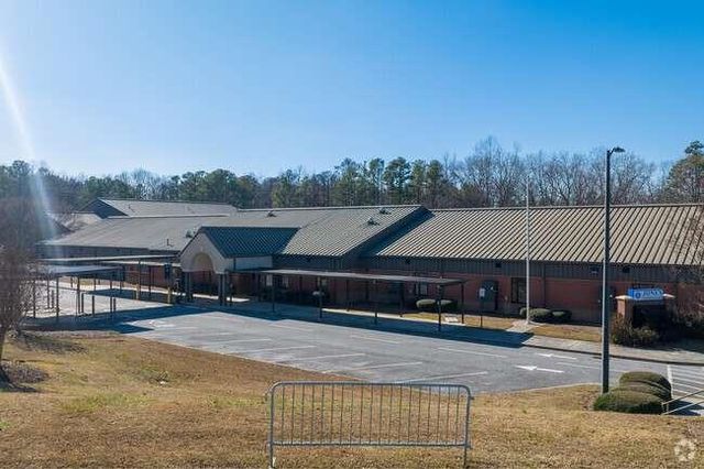 622 S Georgia Avenue S, Bremen, GA 30110