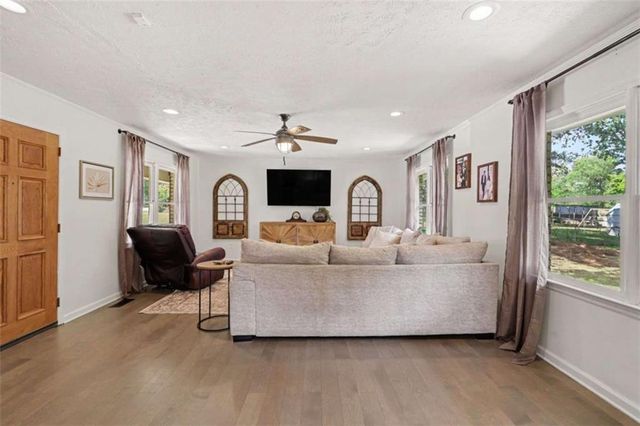 622 S Georgia Avenue S, Bremen, GA 30110