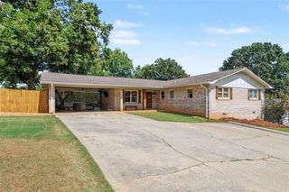 622 S Georgia Avenue S, Bremen, GA 30110