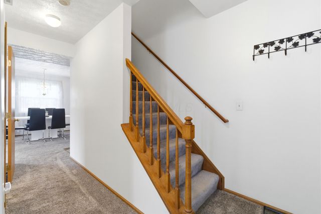 2742 Woodcroft Road, Columbus, OH 43204