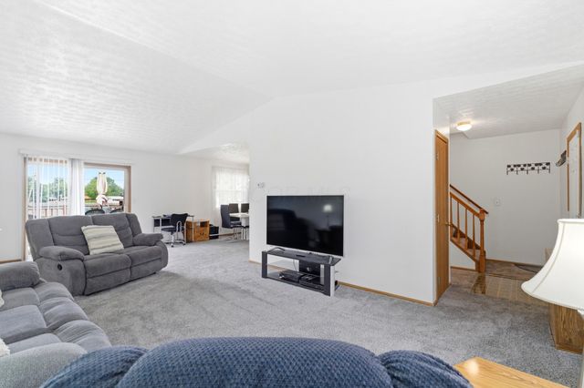 2742 Woodcroft Road, Columbus, OH 43204