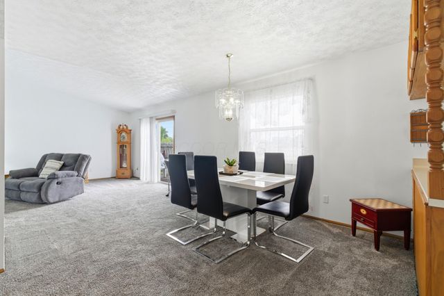 2742 Woodcroft Road, Columbus, OH 43204