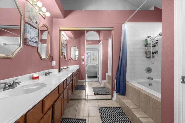 3201 Auburn Drive, Rowlett, TX 75088