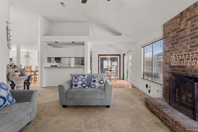 3201 Auburn Drive, Rowlett, TX 75088