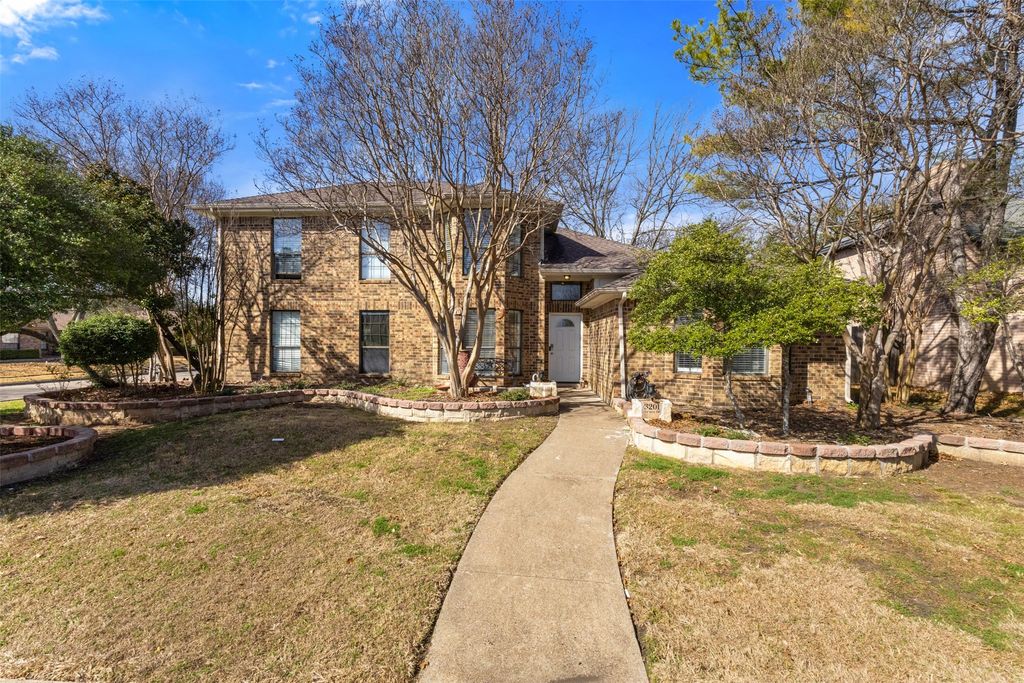 3201 Auburn Drive, Rowlett, TX 75088