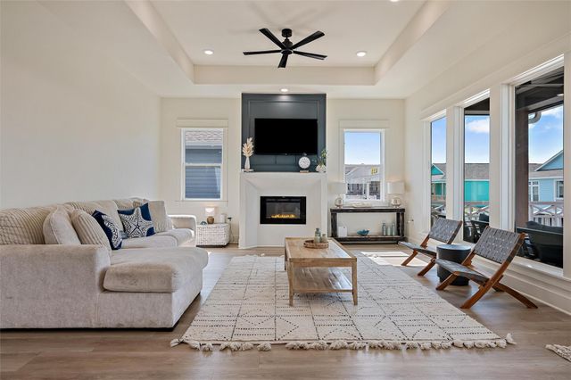 972 Driftwood Drive, Crystal Beach, TX 77650