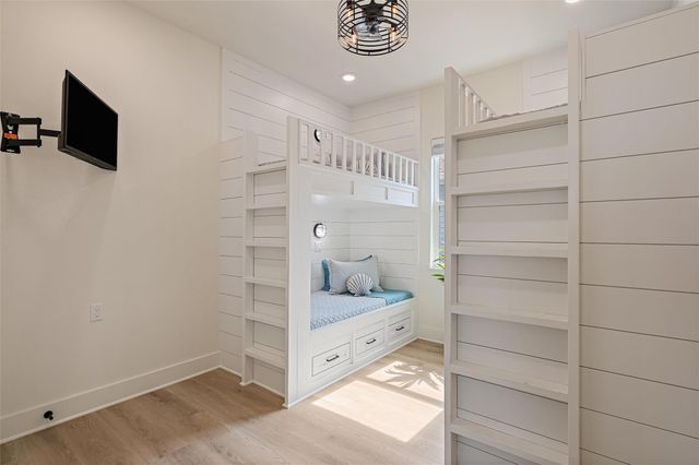 972 Driftwood Drive, Crystal Beach, TX 77650