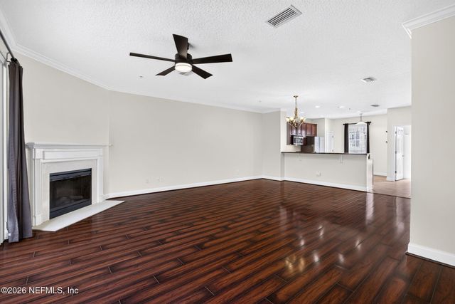 4460 CONGRESSIONAL Drive, Jacksonville, FL 32246
