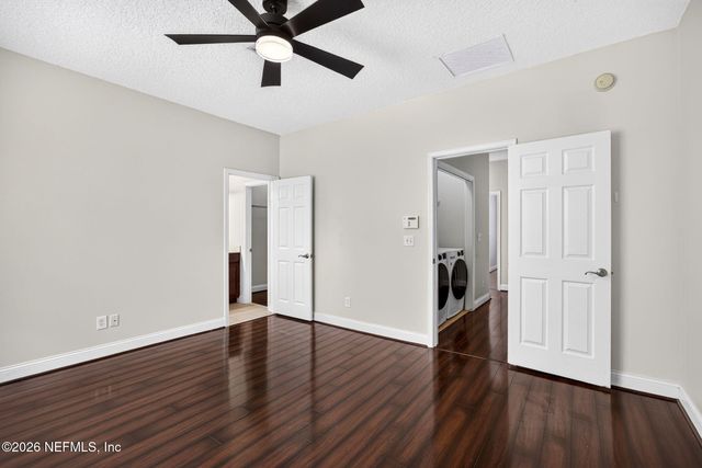 4460 CONGRESSIONAL Drive, Jacksonville, FL 32246