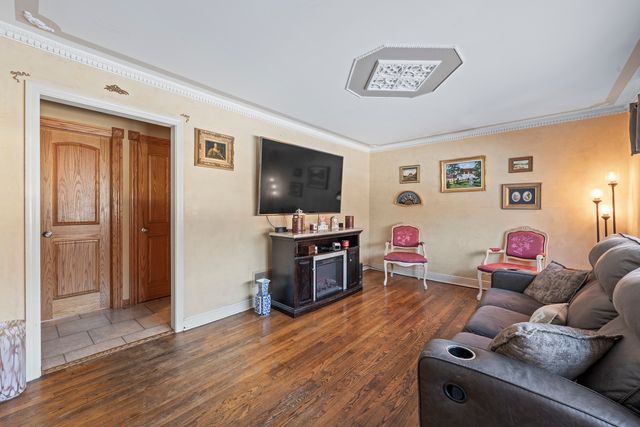 7241 W 109th Place, Worth, IL 60482