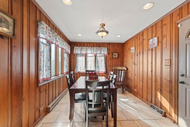 7241 W 109th Place, Worth, IL 60482