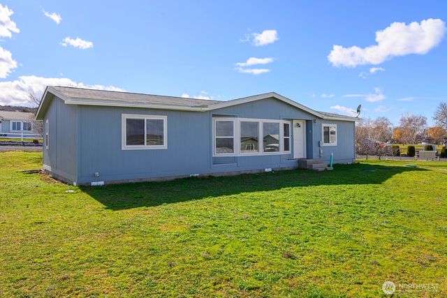 7160 SE Bayview Avenue, Othello, WA 99344