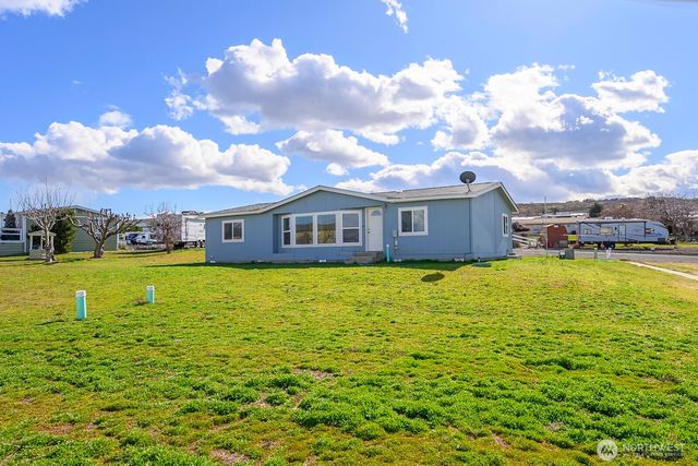 7160 SE Bayview Avenue, Othello, WA 99344
