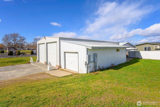 7160 SE Bayview Avenue, Othello, WA 99344