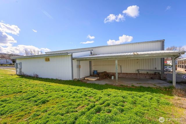 7160 SE Bayview Avenue, Othello, WA 99344