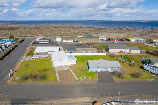 7160 SE Bayview Avenue, Othello, WA 99344