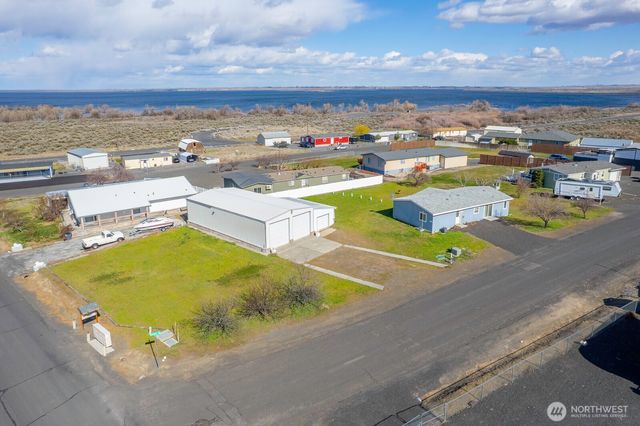 7160 SE Bayview Avenue, Othello, WA 99344