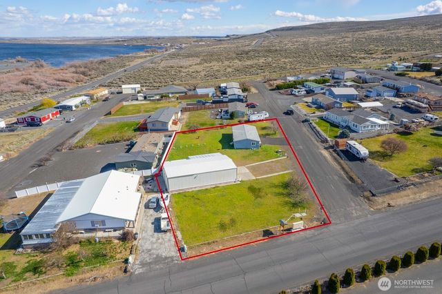 7160 SE Bayview Avenue, Othello, WA 99344