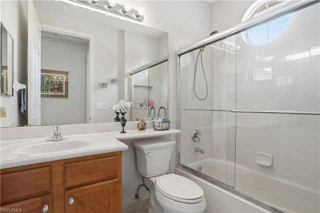 2033 Isla De Palma CIR, Naples, FL 34119