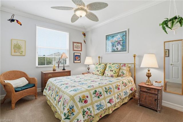 2033 Isla De Palma CIR, Naples, FL 34119