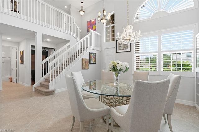 2033 Isla De Palma CIR, Naples, FL 34119