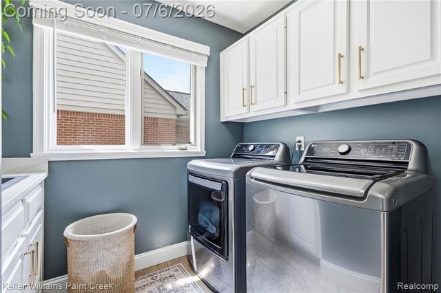 57558 Suffield Drive, Washington, MI 48094