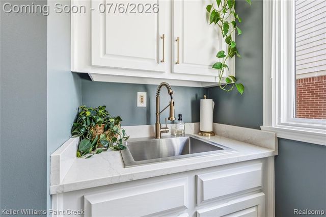 57558 Suffield Drive, Washington, MI 48094
