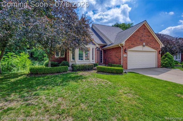 57558 Suffield Drive, Washington, MI 48094