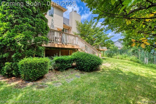 57558 Suffield Drive, Washington, MI 48094