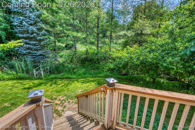 57558 Suffield Drive, Washington, MI 48094
