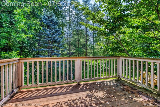 57558 Suffield Drive, Washington, MI 48094