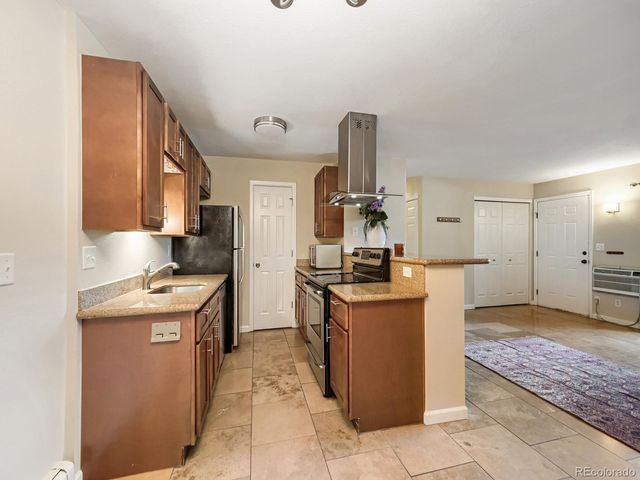 695 Manhattan Drive 8, Boulder, CO 80303