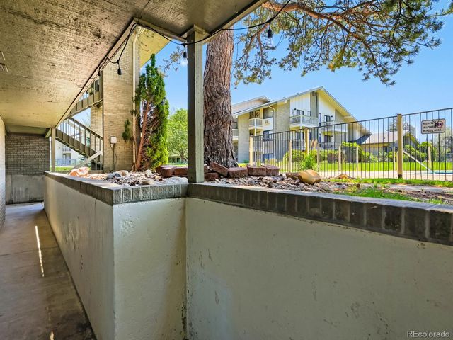 695 Manhattan Drive 8, Boulder, CO 80303