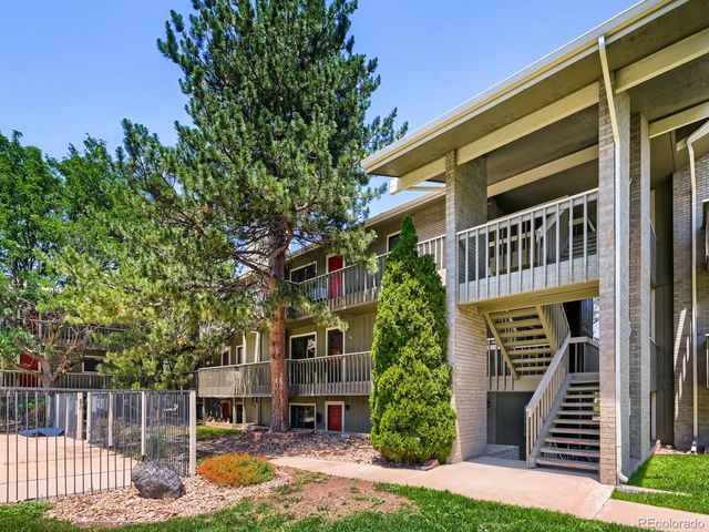 695 Manhattan Drive 8, Boulder, CO 80303