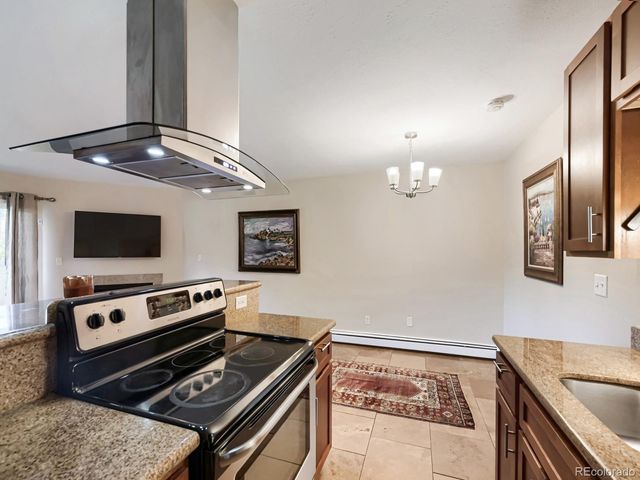 695 Manhattan Drive 8, Boulder, CO 80303