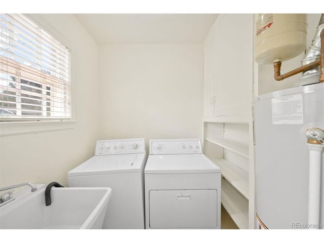 2201 S Franklin St, Denver, CO 80210