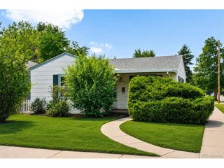 2201 S Franklin St, Denver, CO 80210