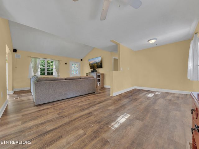 6923 Hurst Lane, Knoxville, TN 37918