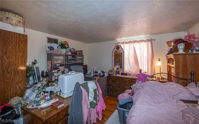 24910 Ridgeline Drive, Bedford Heights, OH 44146