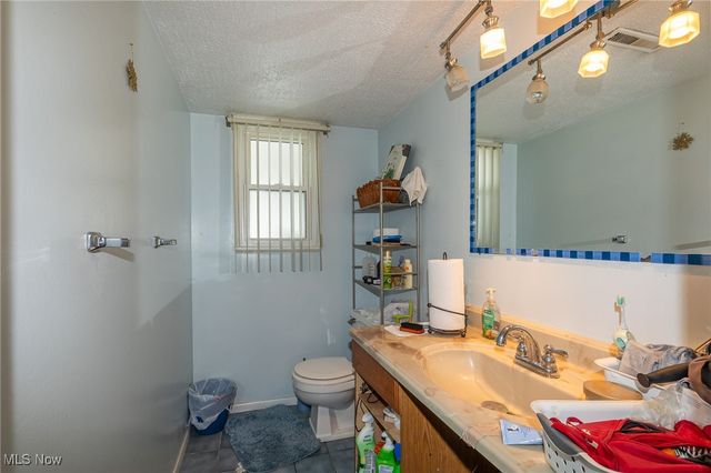 24910 Ridgeline Drive, Bedford Heights, OH 44146