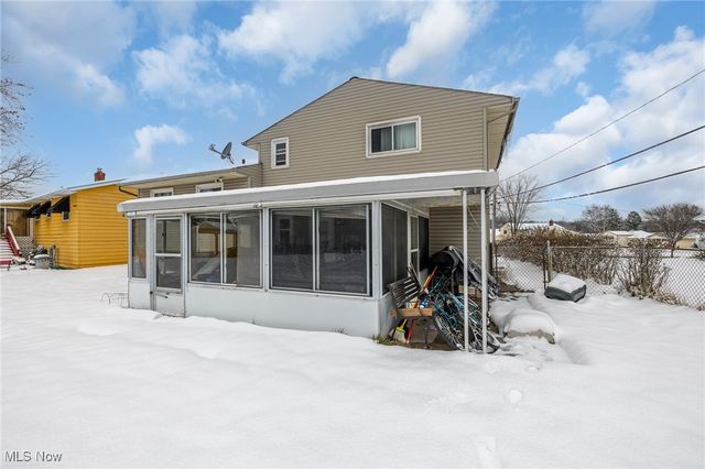 24910 Ridgeline Drive, Bedford Heights, OH 44146