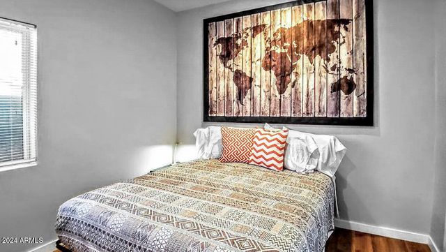 331 N 13TH Place, Phoenix, AZ 85006